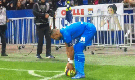 篮球CBA球队主教练谈训练调整