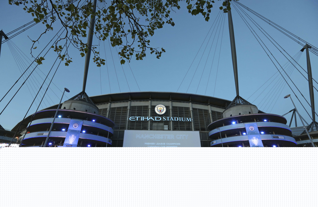 镜报：曼联1月无法召回霍伊伦，那不勒斯有欧冠资格就能买断（镜报：曼联冬窗无法回收霍伊伦，那不勒斯若获欧冠资格即可触发买断）